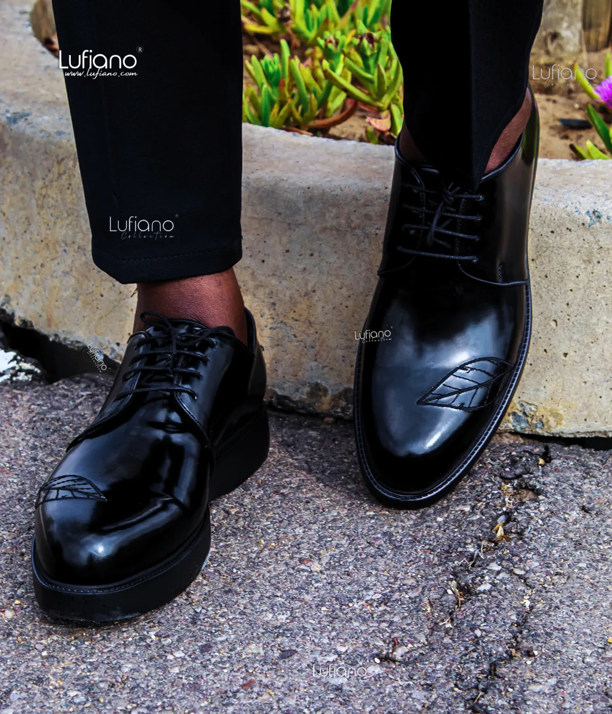 225 - Lufiano Lace up: Black