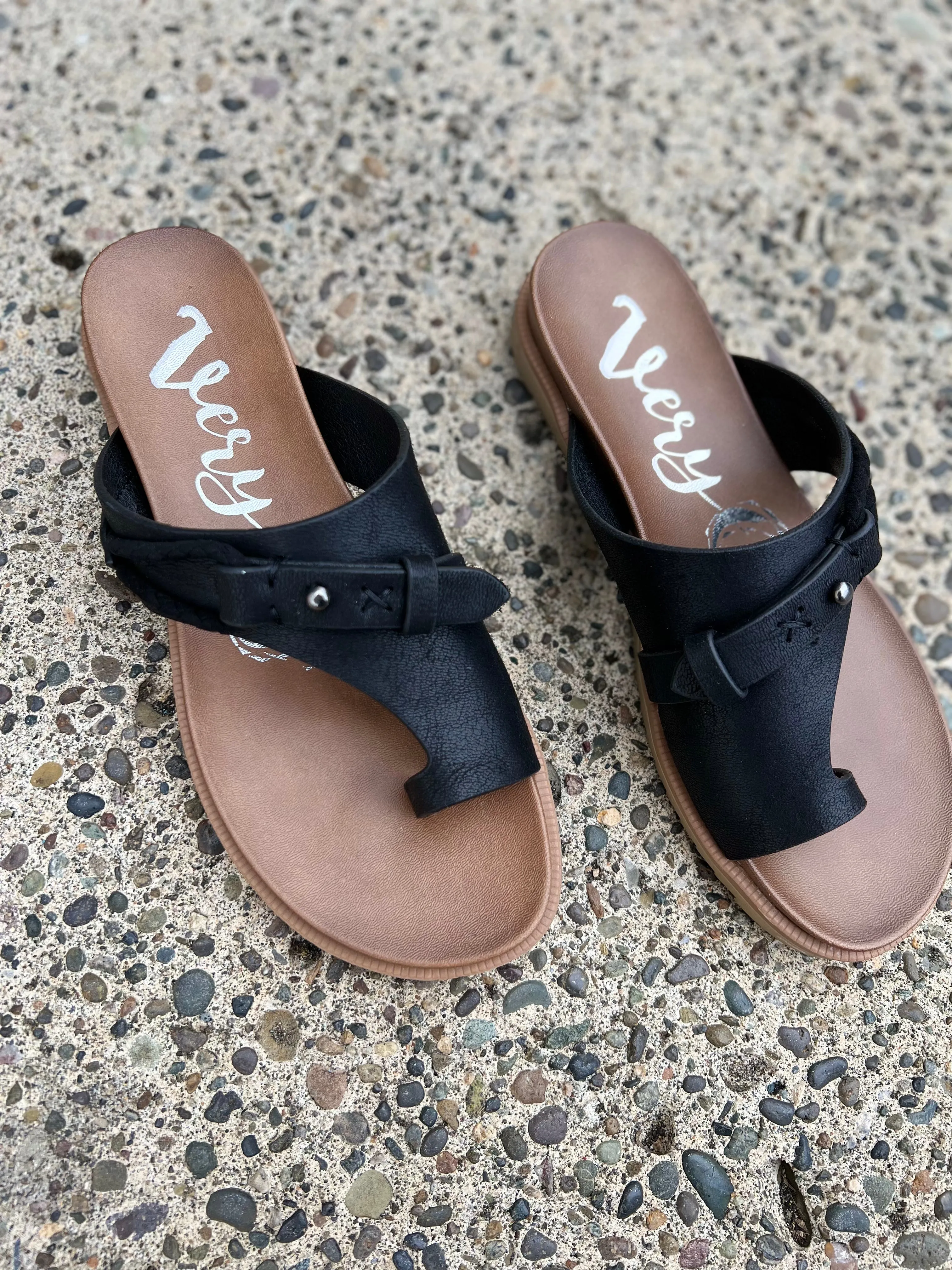 Carina Sandals (Black)