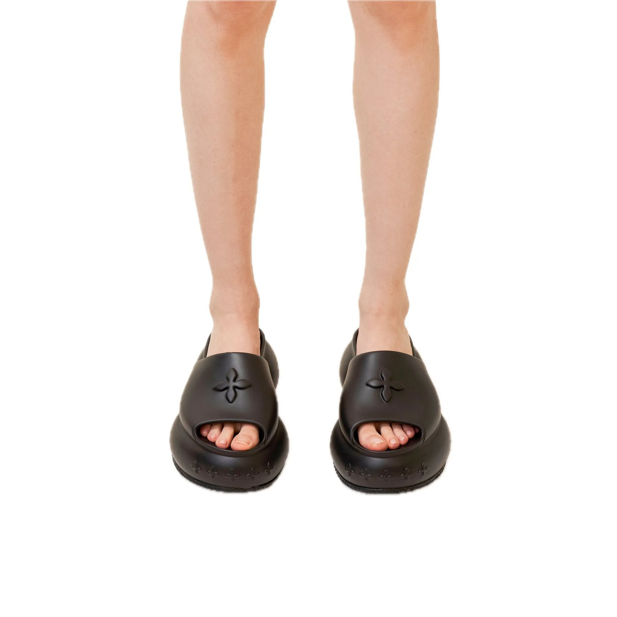 Compass Wave Platform Bumper Sandal In Black