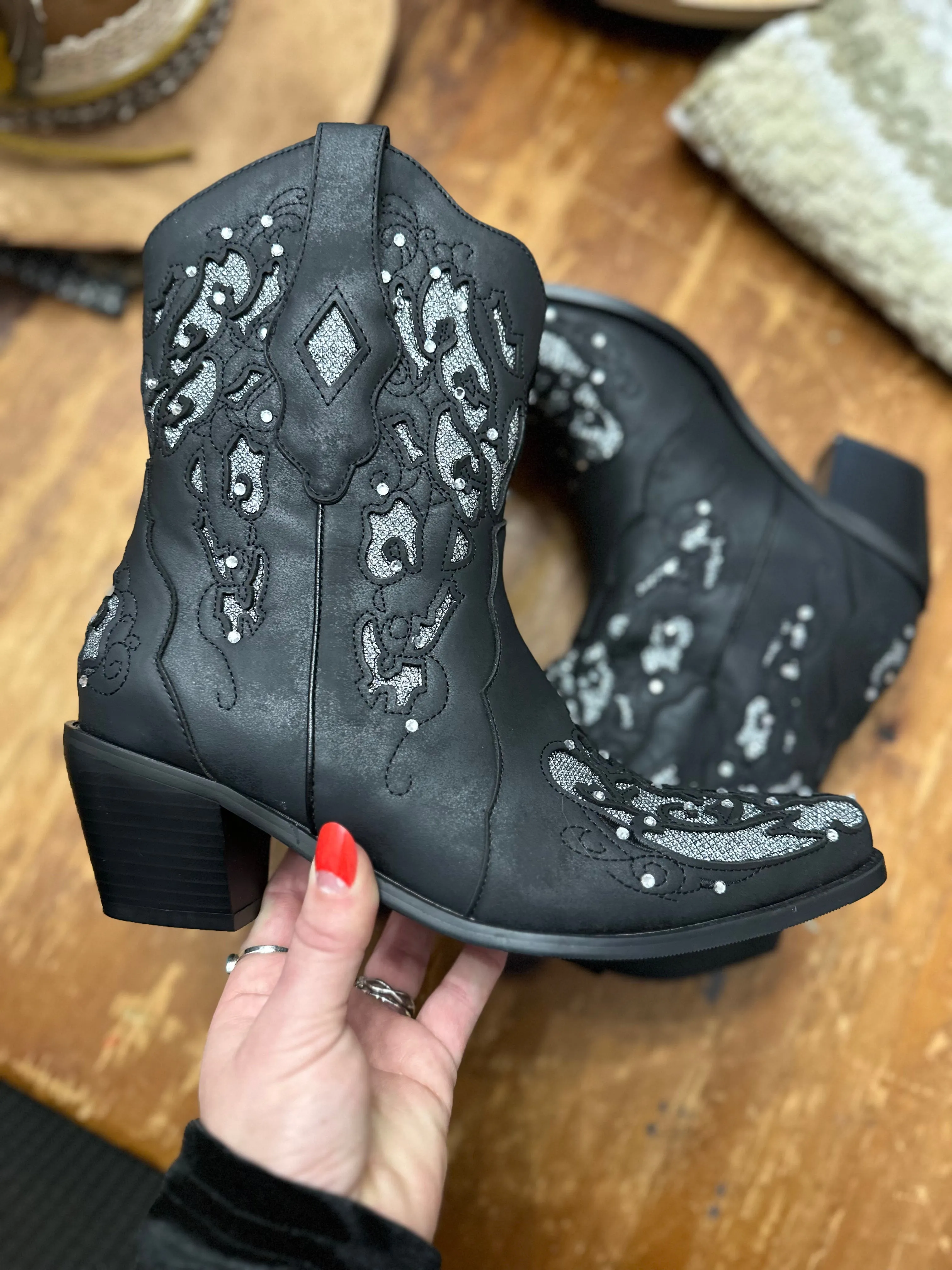 Dixee Mid Calf Western Booties