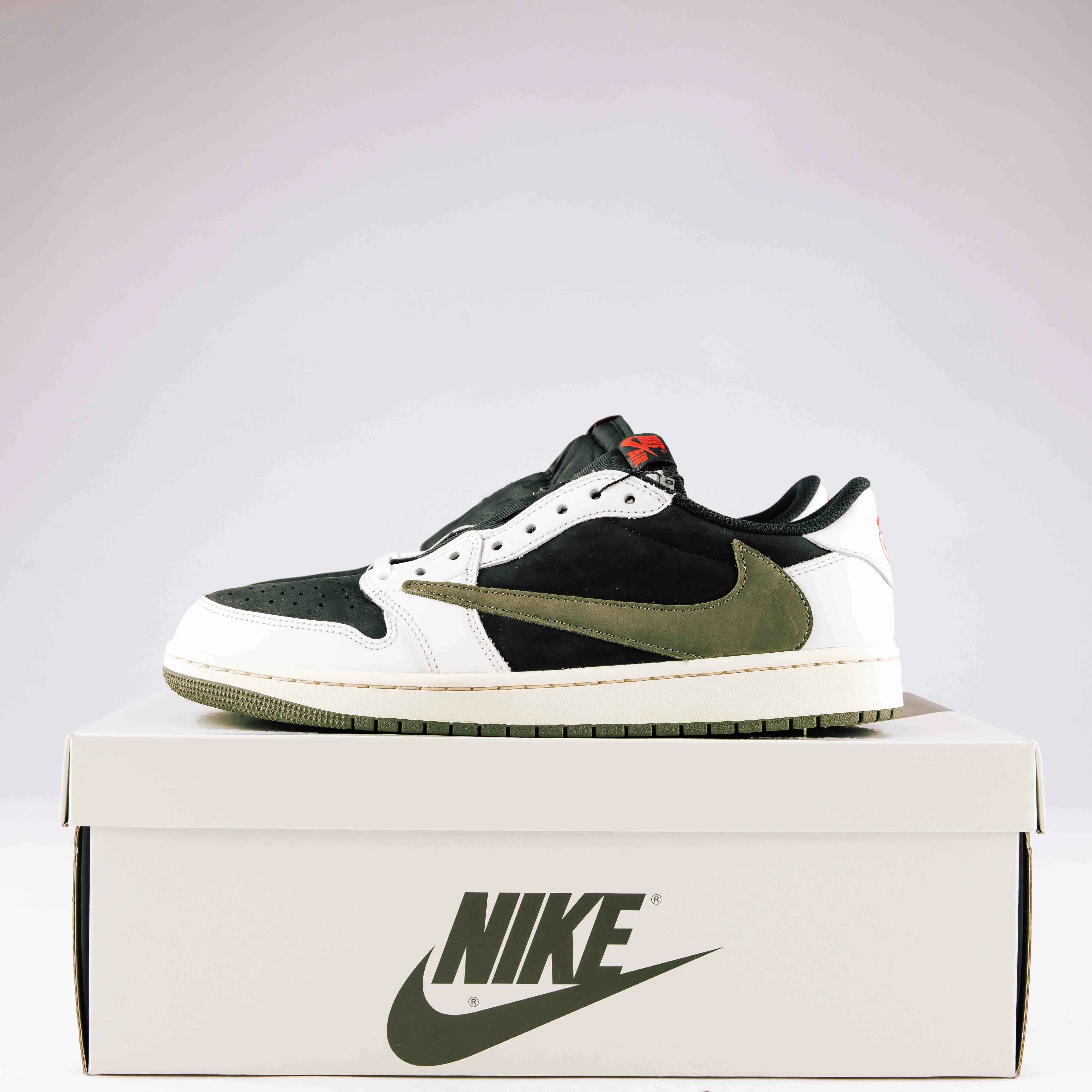 Jordan 1 Retro Low OG SP Travis Scott Olive (W) - Used - 0126