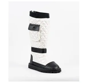 SIDE POCKET WHITE QUILTED BOOTS