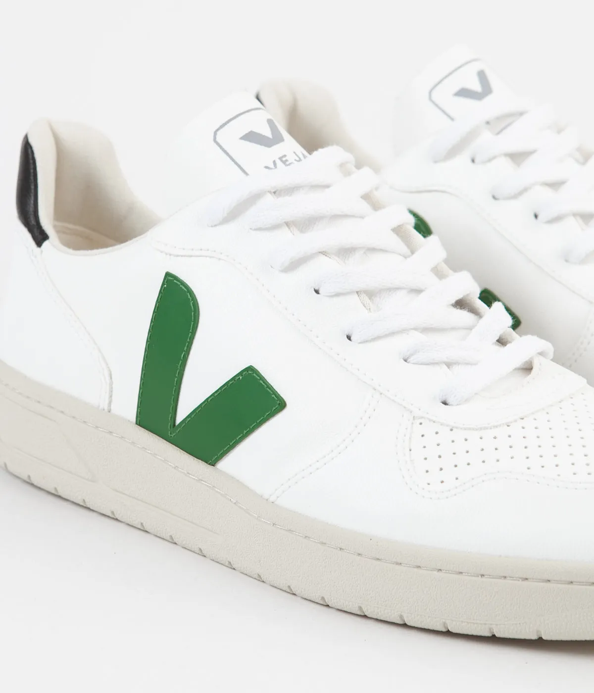 Veja V-10 Bastille CWL Shoes - White / Emeraude / Black