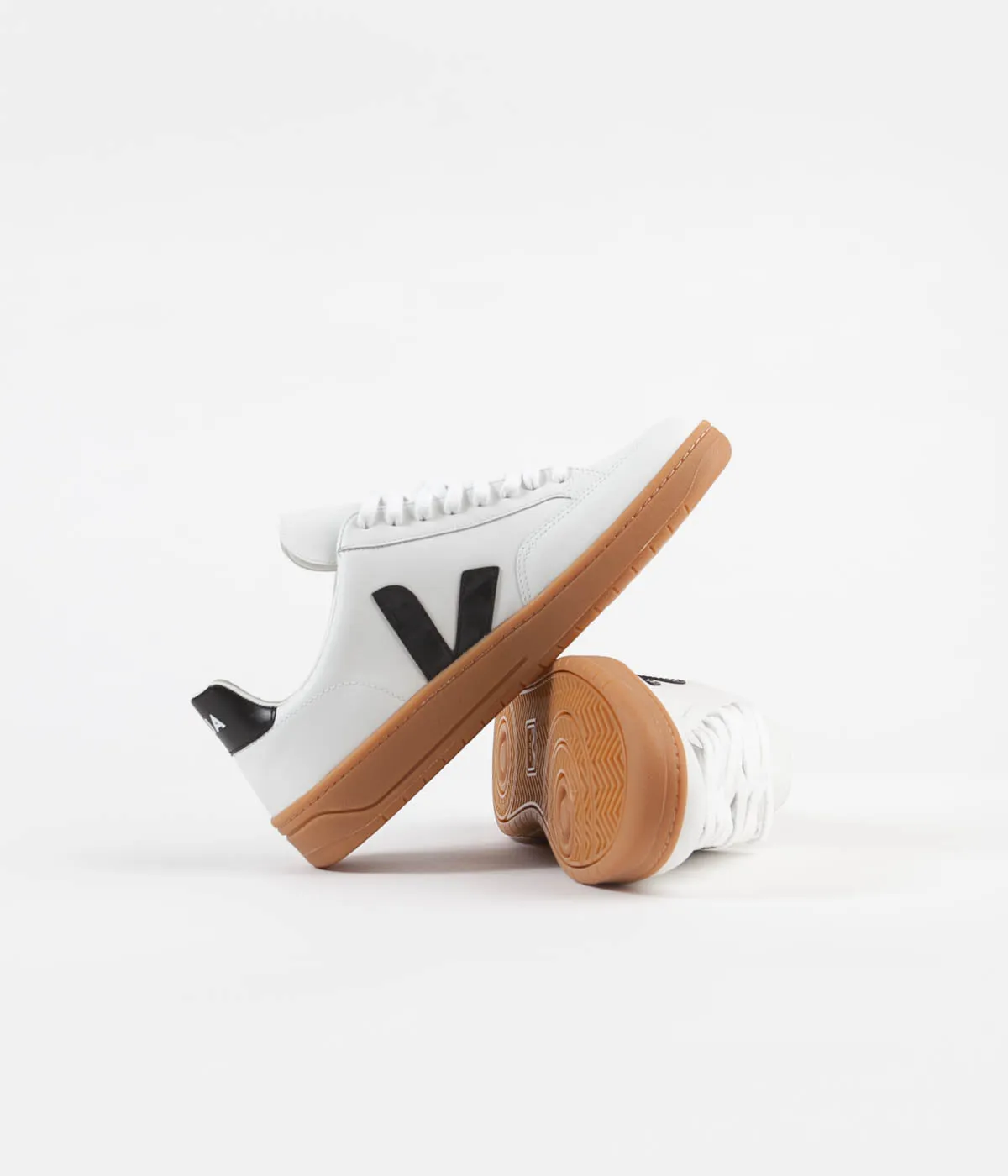 Veja V-12 Leather Shoes - Extra White / Black / Natural