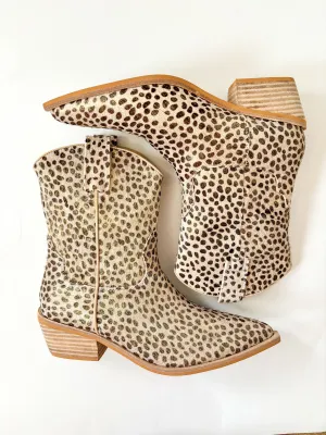 Wildcat Whisperer Boot (2 Colors)